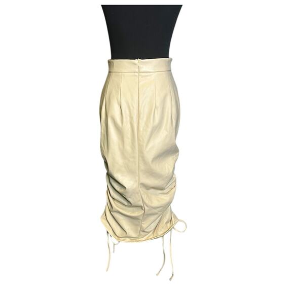 The Brand Label tan faux leather ruched midi skirt size small - Picture 2 of 16
